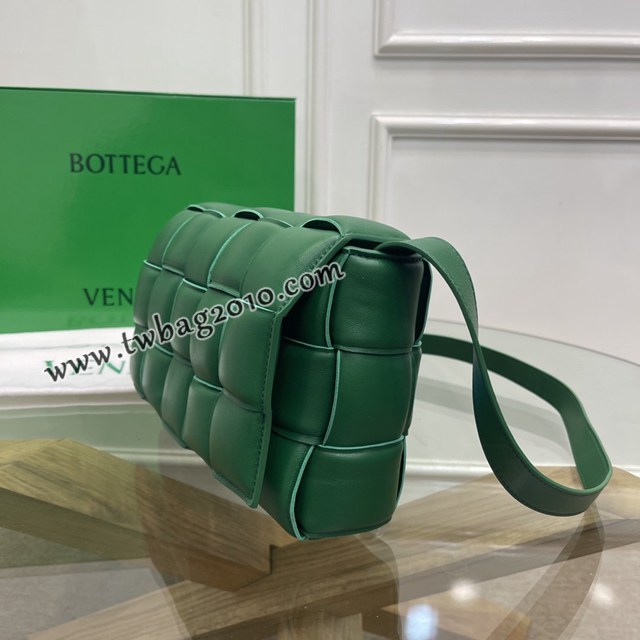 Bottega veneta高端女包 96006 寶緹嘉綠色羊皮枕頭包肩背包 BV經典款Cassette枕頭包  gxz1189